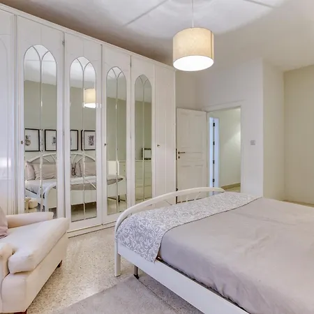 A Beautiful Seafront With Balcony & Views By 360 Estates