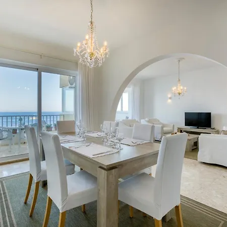 A Beautiful Seafront With Balcony & Views By 360 Estates Apartament