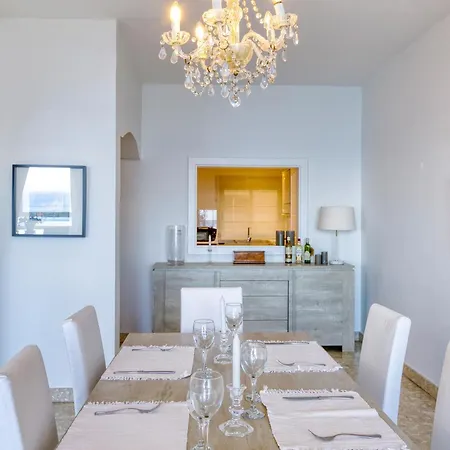 Apartament A Beautiful Seafront With Balcony & Views By 360 Estates