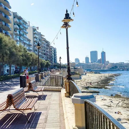 Apartament A Beautiful Seafront With Balcony & Views By 360 Estates *