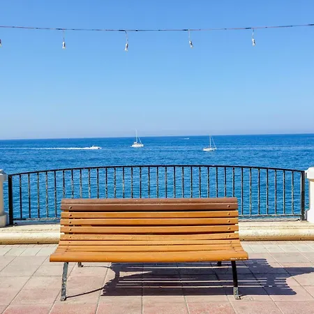 Apartament A Beautiful Seafront With Balcony & Views By 360 Estates